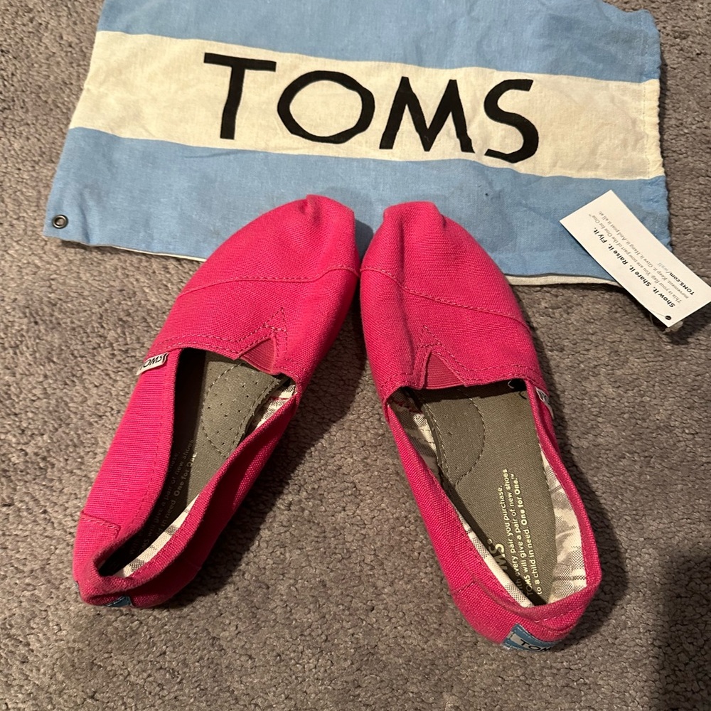 Toms Pink